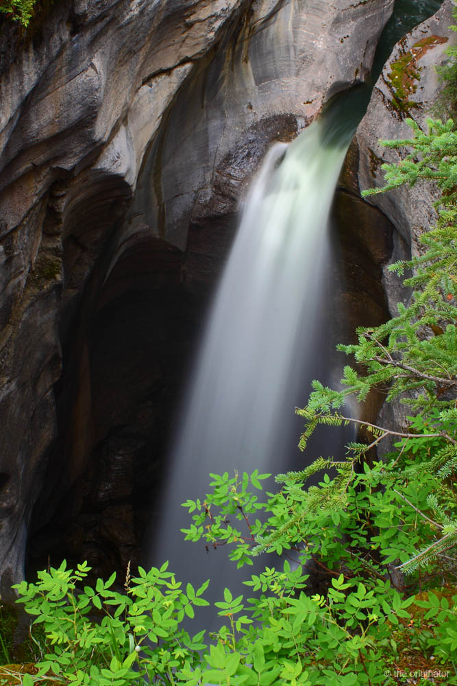 Sanjayan_Satchi_water_fall